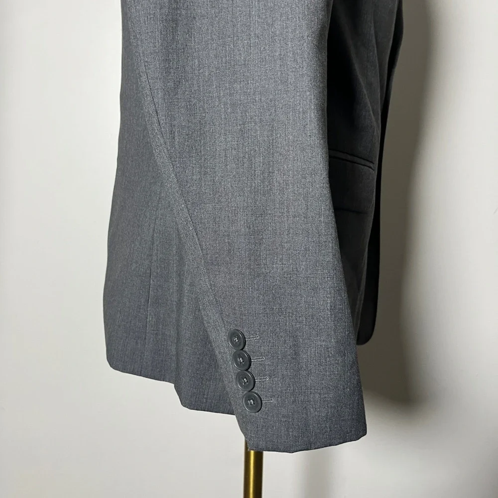 Calvin Klein Suit Mens Small 38R Small 36W Gray Solid Slim Fit Flat Front Notch